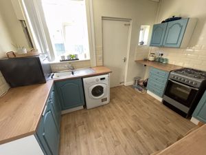 Kitchen- click for photo gallery